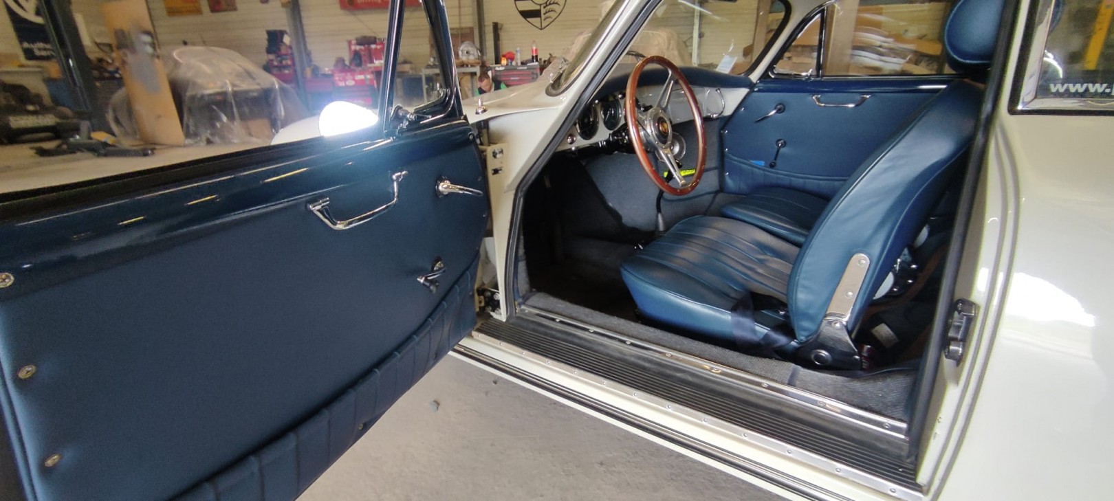 a428ca63-3046-49f3-a1c6-b14ea31154fe