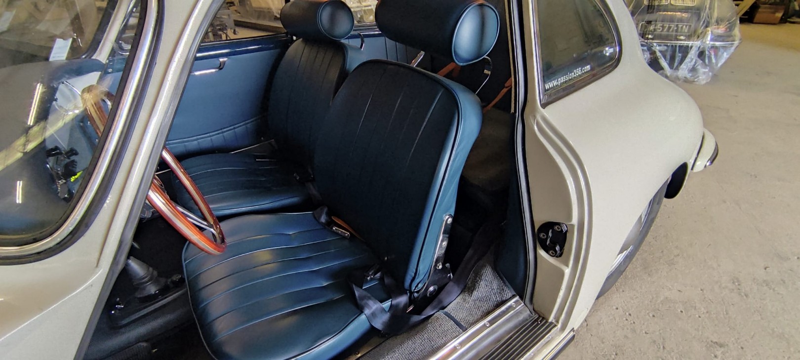 dfcf8093-4e03-484d-8c74-34c4c1caf138