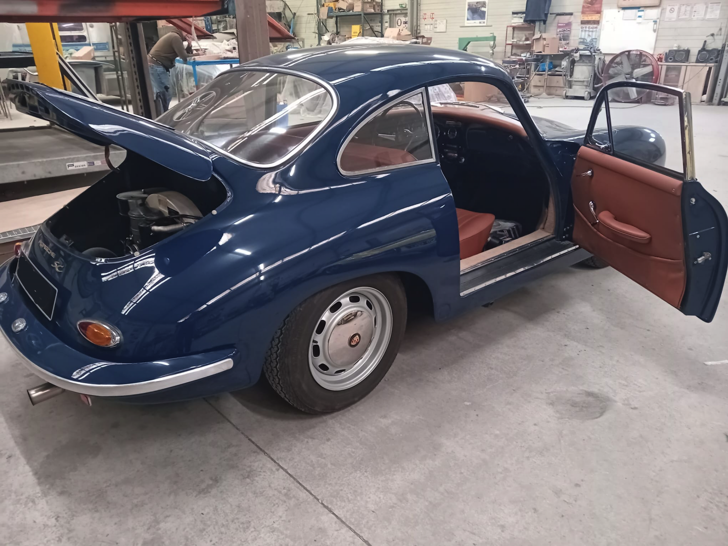 1e8b98d8-eedf-4bbb-bed1-df8b78760808